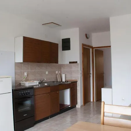 Ferienwohnung Fuer 4 Personen Ca 35 Qm In Lumbarda, Dalmatien Sueddalmatien - B57573 Apartment Lumbarda